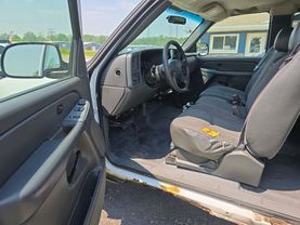2005 GMC SIERRA 2500 HD EXTENDED CAB PICKUP V8, 6.0 LITER WORK TRUCK PICKUP 4D 6 1/2 FT