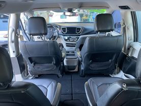 2017 CHRYSLER PACIFICA VAN V6, 3.6 LITER TOURING-L MINIVAN 4D