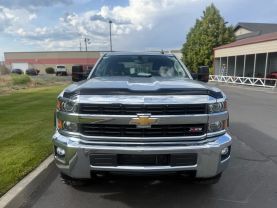 2017 CHEVROLET SILVERADO 3500 HD CREW CAB PICKUP V8, FLEX FUEL, 6.0 LITER LT PICKUP 4D 8 FT