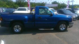 2004 CHEVROLET SILVERADO 1500 REGULAR CAB PICKUP V8, 5.3 LITER WORK TRUCK PICKUP 2D 6 1/2 FT