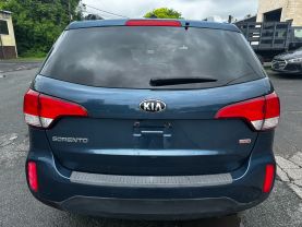 2015 KIA SORENTO SUV 4-CYL, GDI, 2.4 LITER LX SPORT UTILITY 4D
