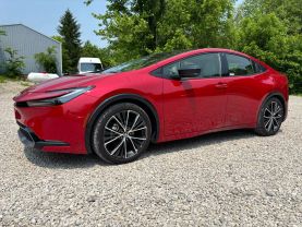 2024 TOYOTA PRIUS HATCHBACK 4-CYL, HYBRID, 2.0 LITER XLE HATCHBACK 4D at T&T Repairables - used car dealership in Spencer, Indiana.