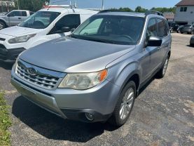 2013 SUBARU FORESTER SUV 4-CYL, PZEV, 2.5 LITER 2.5X PREMIUM SPORT UTILITY 4D