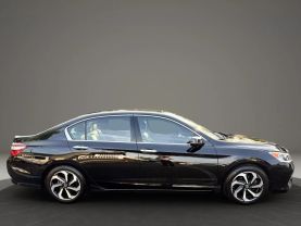 2016 Honda Accord - Image 4