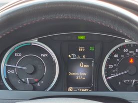 2016 Toyota Camry Hybrid - Image 21