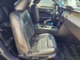 2005 FORD MUSTANG CONVERTIBLE V8, 4.6 LITER GT PREMIUM CONVERTIBLE 2D