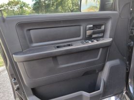 2018 RAM 2500 CREW CAB PICKUP V8, HEMI, 6.4 LITER TRADESMAN PICKUP 4D 6 1/3 FT