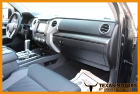 2016 TOYOTA TUNDRA CREWMAX PICKUP V8, FLEX FUEL, 5.7 LITER SR5 PICKUP 4D 5 1/2 FT