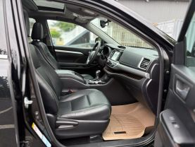 2016 Toyota Highlander - Image 10