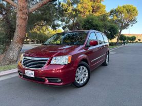 2015 CHRYSLER TOWN & COUNTRY