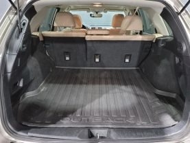 2017 Subaru Outback - - Image 18