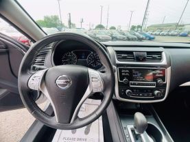 2017 NISSAN ALTIMA SEDAN 4-CYL, 2.5 LITER 2.5 SV SEDAN 4D