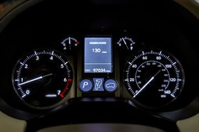 2017 LEXUS GX SUV V8, 4.6 LITER GX 460 SPORT UTILITY 4D