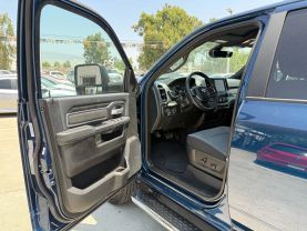 2024 RAM 2500 CREW CAB PICKUP V8, HEMI, 6.4 LITER BIG HORN PICKUP 4D 6 1/3 FT