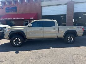 2017 TOYOTA TACOMA DOUBLE CAB PICKUP V6, 3.5 LITER TRD OFF-ROAD PICKUP 4D 6 FT