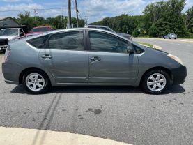 2005 Toyota Prius - Image 17