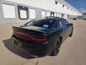 2016 Dodge Charger - Image 7