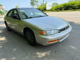 1997 HONDA ACCORD SEDAN 4-CYL, 2.2 LITER LX SEDAN 4D