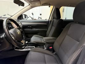 2018 MITSUBISHI OUTLANDER