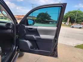 2018 TOYOTA TACOMA DOUBLE CAB PICKUP 4-CYL, 2.7 LITER SR PICKUP 4D 5 FT
