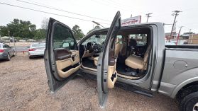 2019 FORD F150 SUPERCREW CAB PICKUP V6, ECOBOOST, TWIN TURBO, 3.5 LITER LARIAT PICKUP 4D 5 1/2 FT