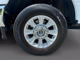 2020 FORD F250 SUPER DUTY CREW CAB PICKUP V8, FLEX FUEL, 6.2 LITER XLT PICKUP 4D 6 3/4 FT
