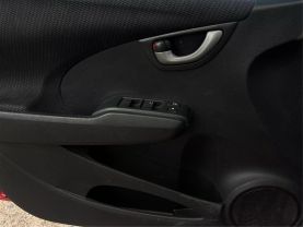 2012 HONDA FIT