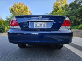 2005 TOYOTA CAMRY XLE SEDAN 4D