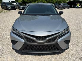 2020 TOYOTA CAMRY SEDAN 4-CYL, 2.5 LITER SE SEDAN 4D at T&T Repairables - used car dealership in Spencer, Indiana.