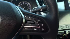 2017 Infiniti Q60 - Image 34