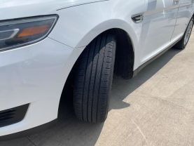 2015 FORD TAURUS SEDAN V6, 3.5 LITER SE SEDAN 4D at Motors On Wheels - used car dealership in Houston, Texas.