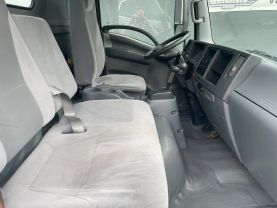 2018 ISUZU MED DUTY NPR PICKUP GASOLINE NPR REGULAR CAB GAS