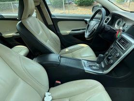 2012 VOLVO S60