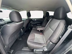 2019 Nissan Pathfinder S Sport Utility 4d - Image 13