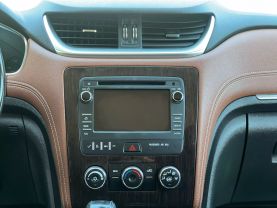 2017 CHEVROLET TRAVERSE SUV V6, 3.6 LITER LT SPORT UTILITY 4D - The Auto Lot