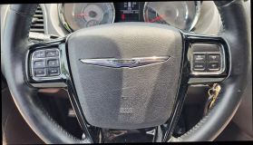 2014 Chrysler Town & Country S Minivan 4d - Image 11