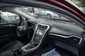 2016 FORD FUSION SEDAN 4-CYL, HYBRID, 2.0 LITER SE HYBRID SEDAN 4D