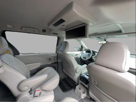 2013 TOYOTA SIENNA VAN V6, 3.5 LITER XLE MINIVAN 4D