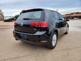 2017 VOLKSWAGEN GOLF HATCHBACK 4-CYL, TURBO, 1.8 LITER TSI S HATCHBACK SEDAN 4D