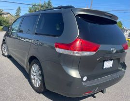 2014 TOYOTA SIENNA VAN V6, 3.5 LITER XLE MINIVAN 4D