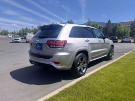 2016 JEEP GRAND CHEROKEE SUV V8, HEMI, 6.4 LITER SRT SPORT UTILITY 4D