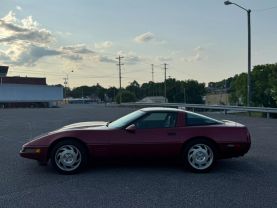 1994 CHEVROLET CORVETTE HATCHBACK V8, 5.7 LITER COUPE 2D