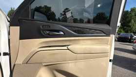 2021 Cadillac Escalade - Image 21