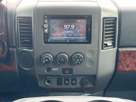 2011 NISSAN TITAN CREW CAB