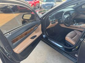 2015 BMW 7 SERIES SEDAN 6-CYL, TURBO, 3.0 LITER 740LI XDRIVE SEDAN 4D