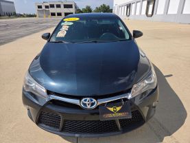 2016 Toyota Camry Hybrid - Image 2