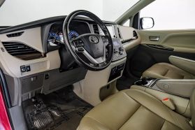 2020 TOYOTA SIENNA VAN V6, 3.5 LITER XLE MINIVAN 4D