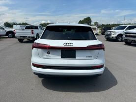 2022 AUDI E-TRON