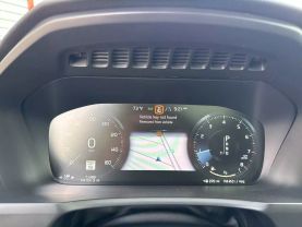 2019 VOLVO XC90 SUV 4-CYL, DRIVE-E, TURBO, SUPERCHARGED, 2.0 LITER T6 MOMENTUM SPORT UTILITY 4D