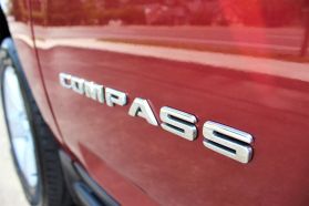 2016 JEEP COMPASS SUV 4-CYL, 2.4 LITER LATITUDE SPORT UTILITY 4D